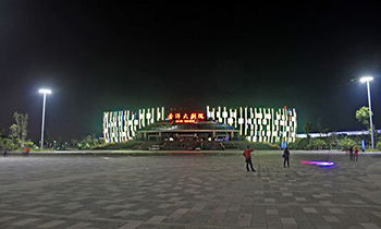 云南省普洱市普洱大剧院旁
